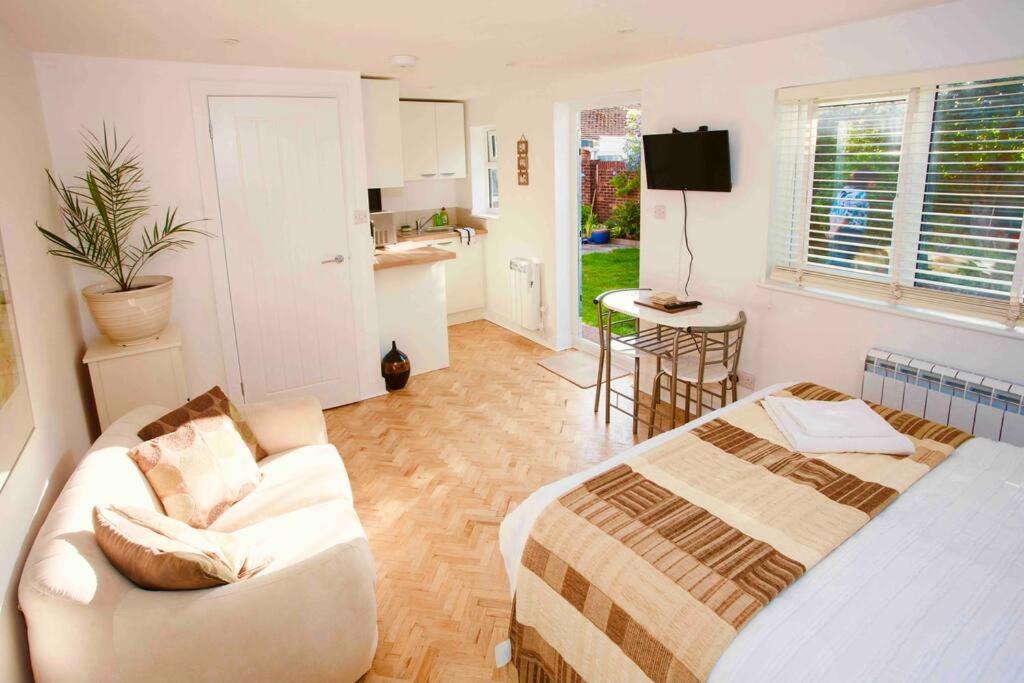 Charming Studio Suite Minimum 2 Night Stay Southwick (West Sussex) Exterior foto